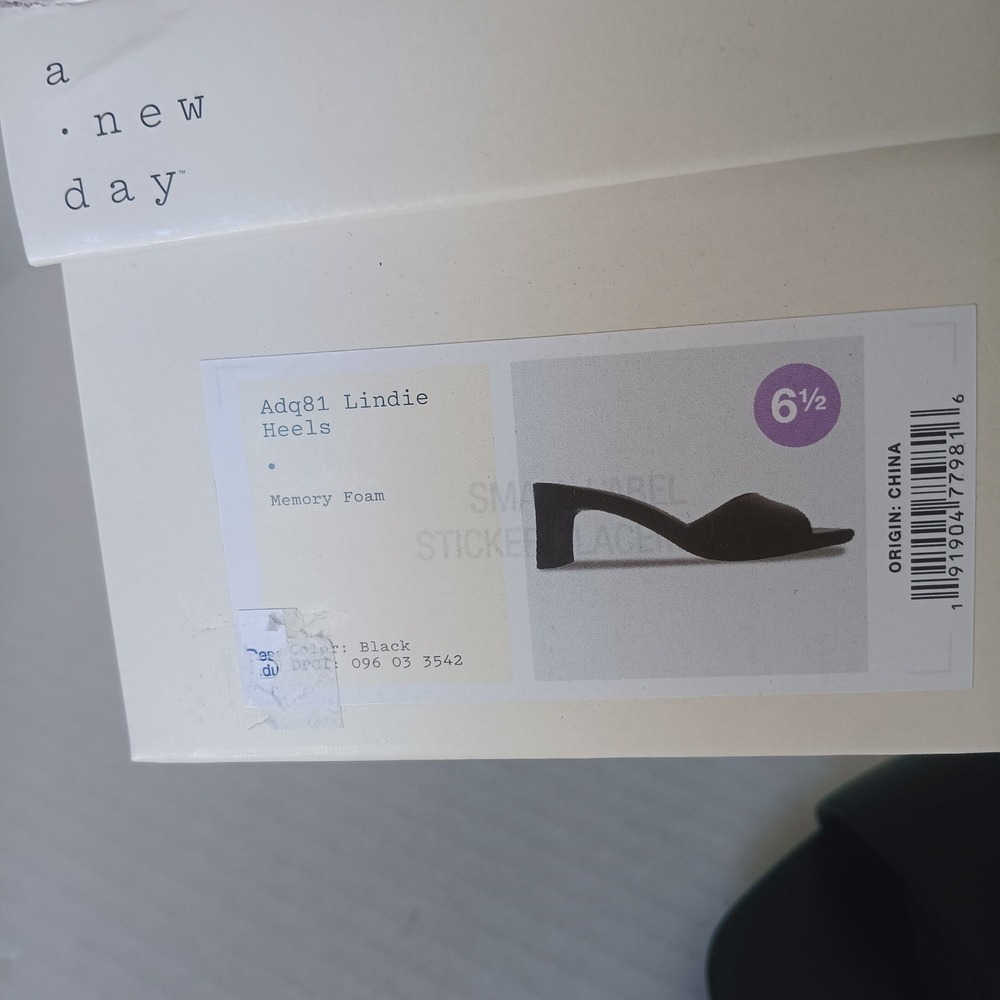 A New Day Lindie Heels Women 6.5 Black Square Toe Block Heel Memory Foam Mules - Picture 7 of 7